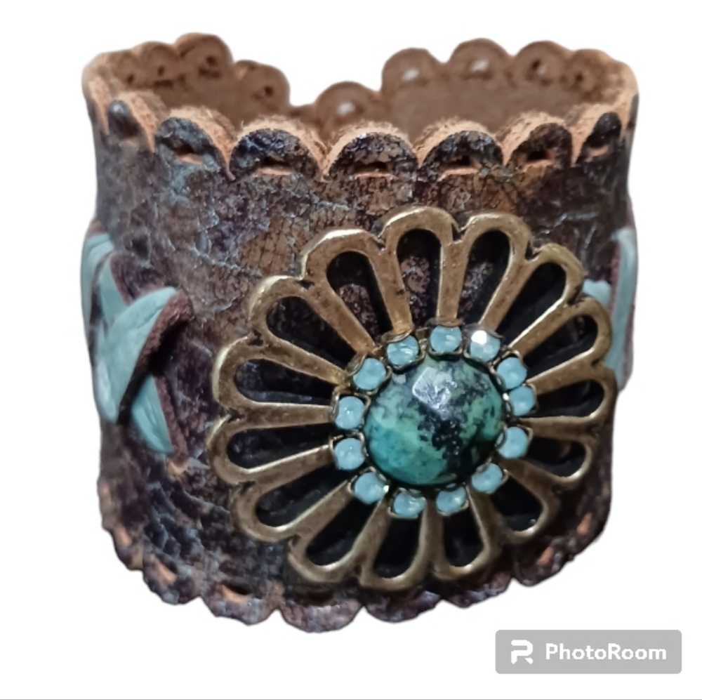 SOLD Leatherock Southwestern Cuff Bracelet Turquoise Laced Flower Embellished - Picture 2 of 7